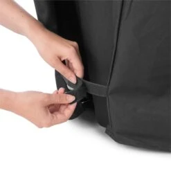 Tomahawk 3.1 S Wetterschutzhaube 300D Canvas 30/70% PE/PVC Schwarz -Warmekuche Pro Geschaft 10033569 yy 0004 detail Klarstein Tomahawk S Wetterschutzhaube schwarz